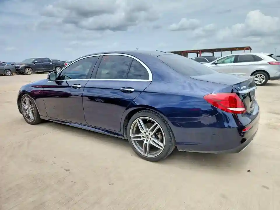 WDDZF4JB9KA666404 2019 MERCEDES-BENZ E-CLASS-1