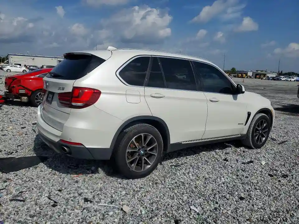 5UXKR2C3XH0X05351 2017 BMW X5-2