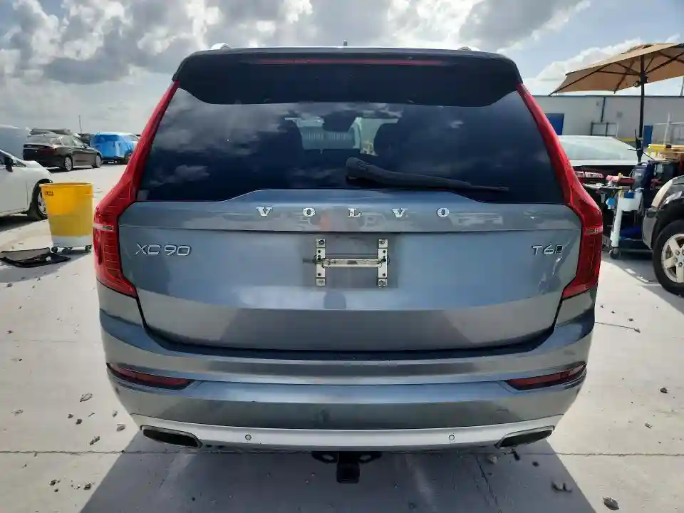 YV4A22PK0J1191106 2018 VOLVO XC90-5