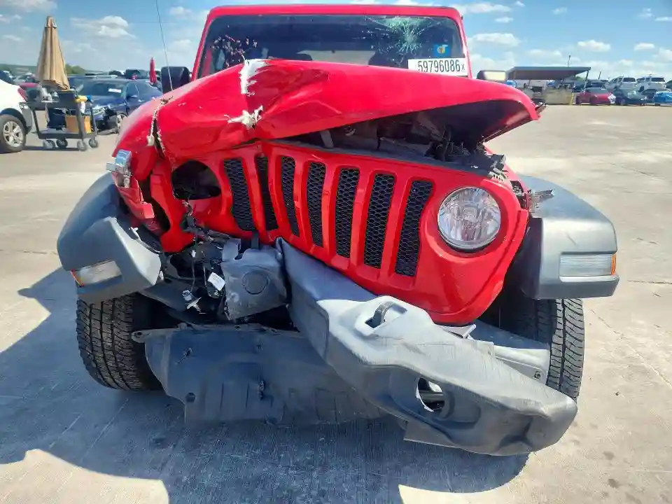 1C4HJXDG4JW159618 2018 JEEP WRANGLER-4