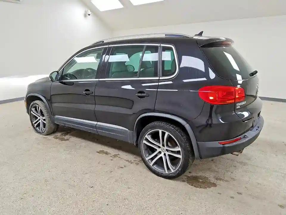WVGVV7AX3HK034490 2017 VOLKSWAGEN TIGUAN-1