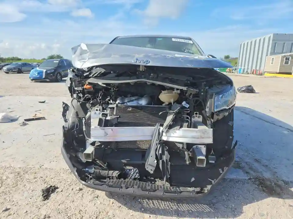 3C4NJDAB1MT554358 2021 JEEP COMPASS-4