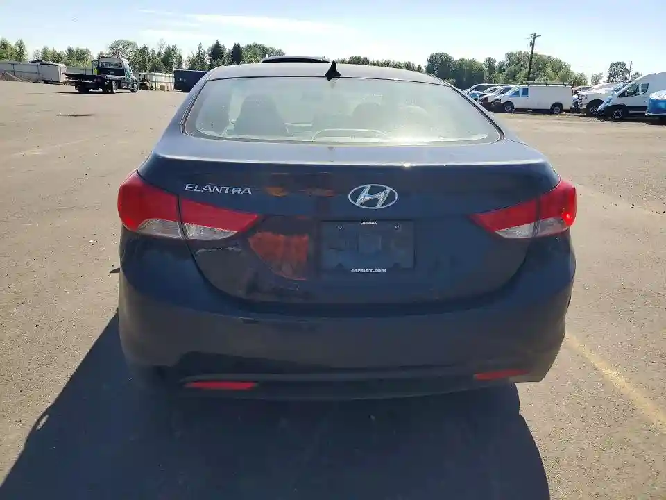 5NPDH4AE0DH349650 2013 HYUNDAI ELANTRA-5