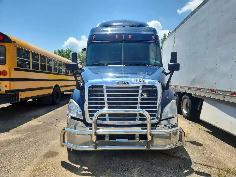 3AKJGHDV8HSHL9194 2017 FREIGHTLINER ALL OTHER-4