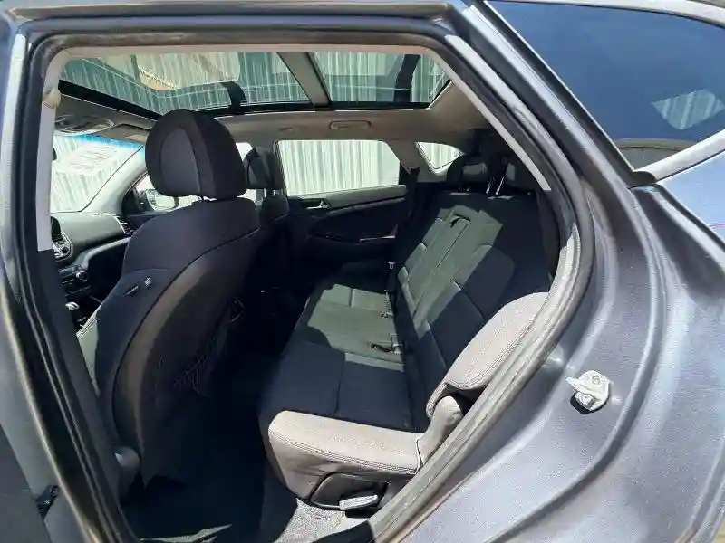KM8J33A27HU501268 2017 HYUNDAI TUCSON-5