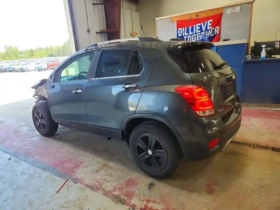 KL7CJLSB1JB677149 2018 CHEVROLET TRAX-1