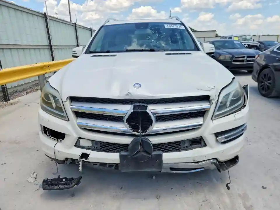 4JGDF6EE2FA455020 2015 MERCEDES-BENZ GL-CLASS-4