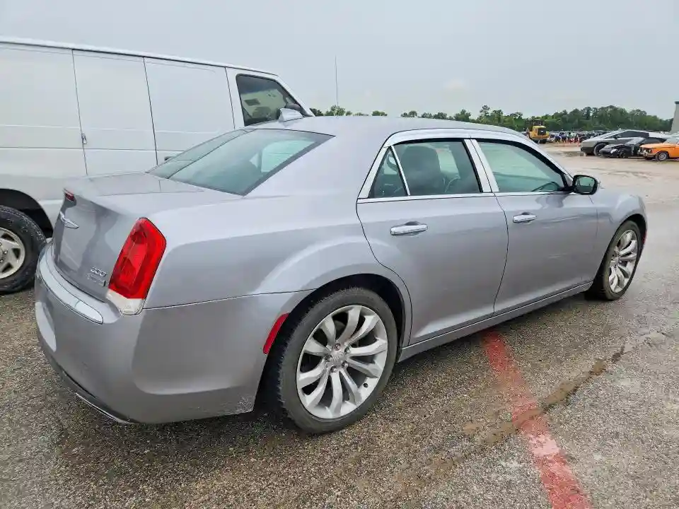 2C3CCAEG7JH194155 2018 CHRYSLER 300-2