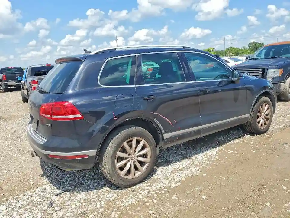 WVGEF9BP5FD004660 2015 VOLKSWAGEN TOUAREG-2