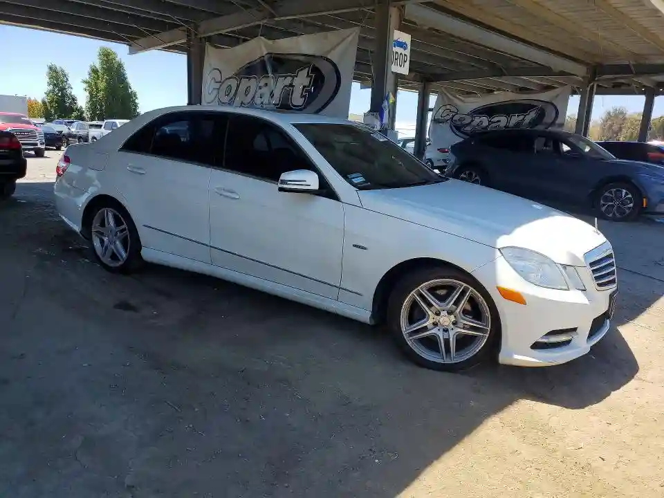 WDDHF5KB9CA568670 2012 MERCEDES-BENZ E-CLASS-3