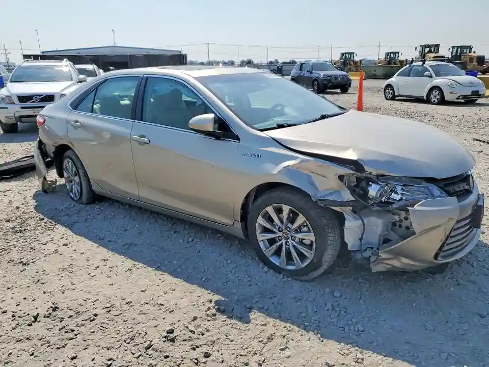 4T1BD1FK9HU213573 2017 TOYOTA CAMRY SOLA-3