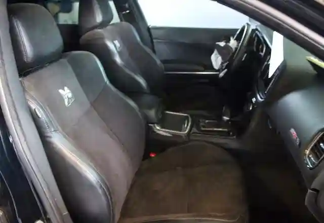 2C3CDXGJ8HH652854 2017 DODGE CHARGER-4