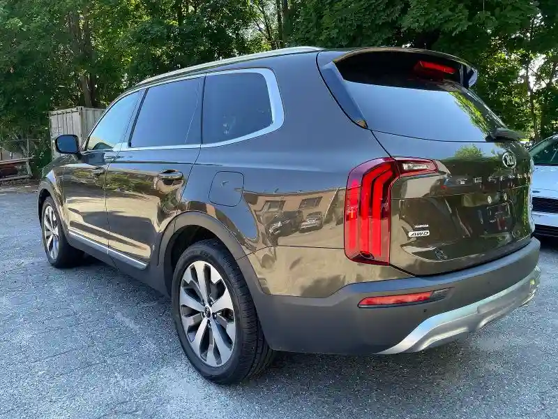 5XYP3DHC1LG085392 2020 KIA TELLURIDE-2