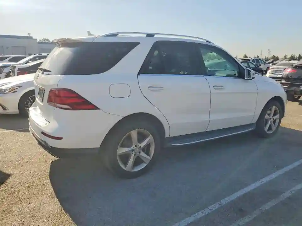 4JGDA5JB2GA749622 2016 MERCEDES-BENZ GLE-CLASS-2