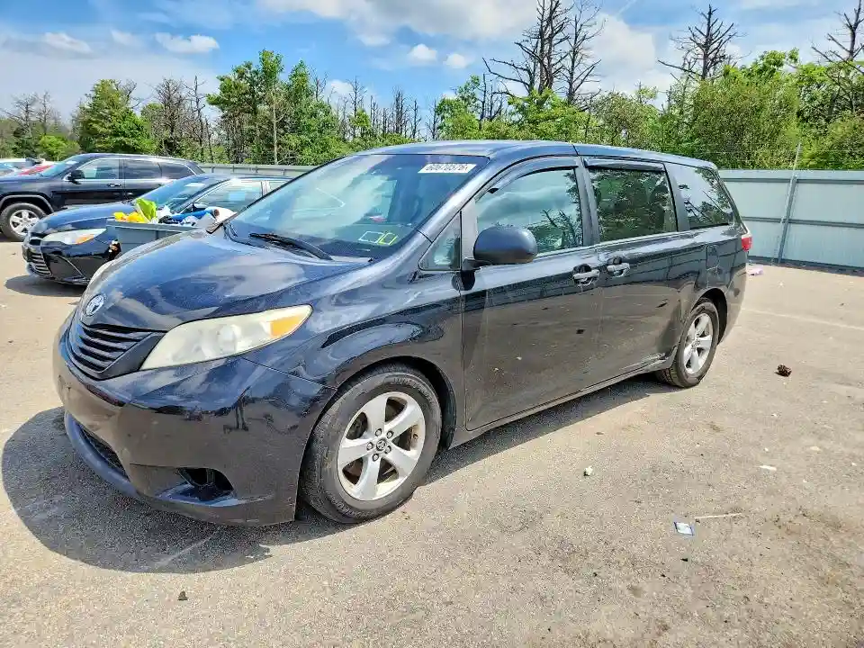 5TDZZ3DC7HS836738 2017 TOYOTA SIENNA-0