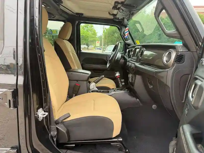 1C4HJXEG3JW204059 2018 JEEP WRANGLER-4