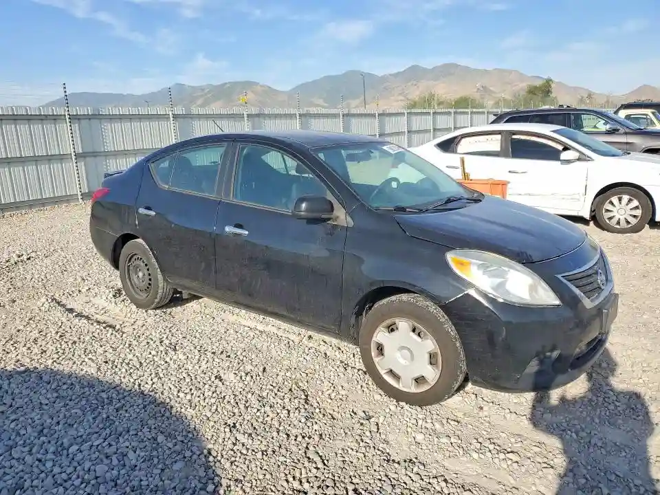 3N1CN7AP2DL865714 2013 NISSAN VERSA-3