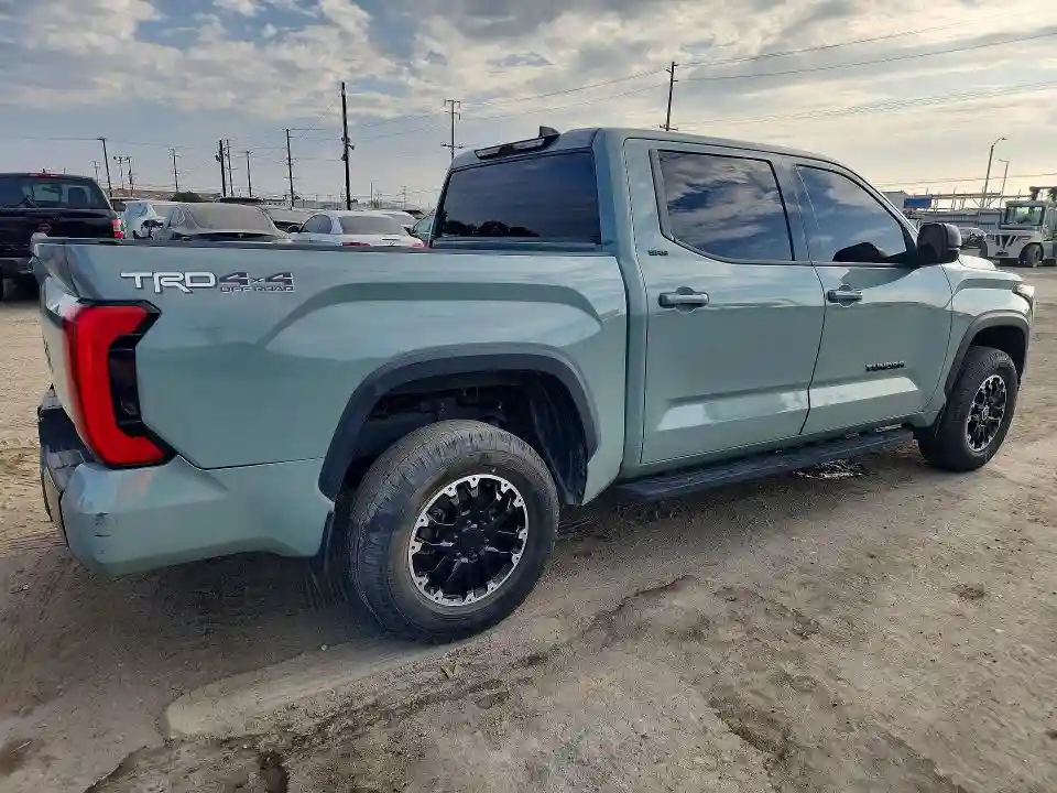 5TFLA5DB5NX035523 2022 TOYOTA TUNDRA-2