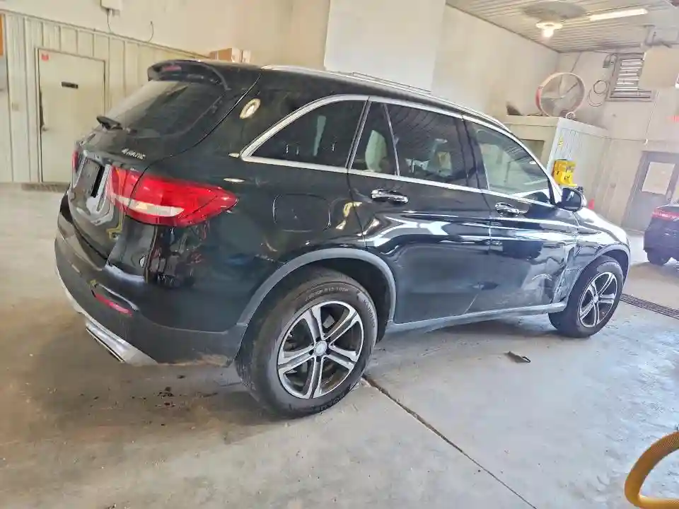WDC0G4KB5GF098381 2016 MERCEDES-BENZ GLC-CLASS-2