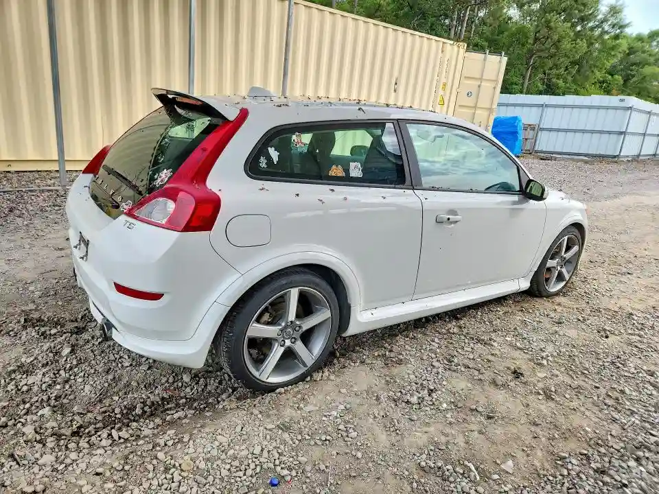 YV1672MK9B2246530 2011 VOLVO C30-2
