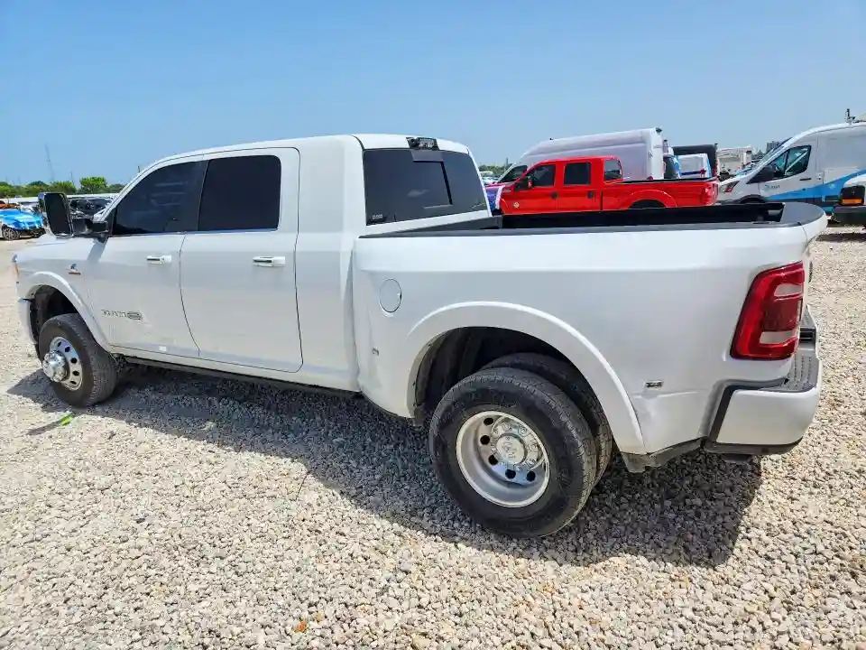 3C63RRNL8NG135215 2022 RAM 3500-1