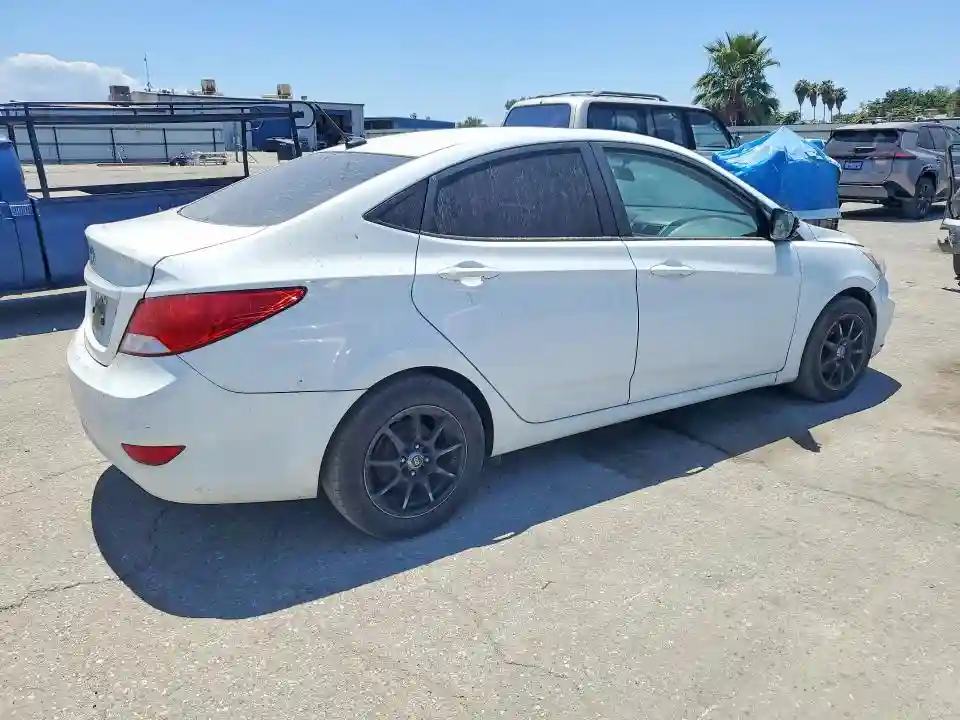 KMHCT4AE2GU105918 2016 HYUNDAI ACCENT-2
