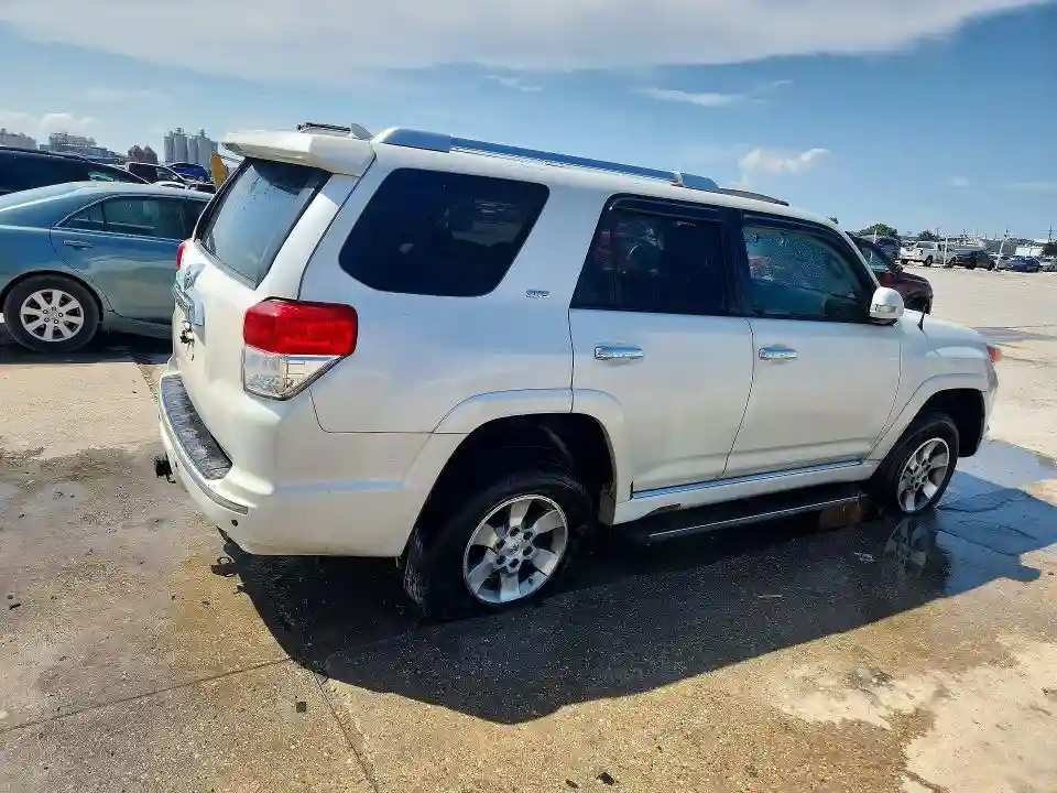 JTEZU5JR2A5012138 2010 TOYOTA 4RUNNER-2