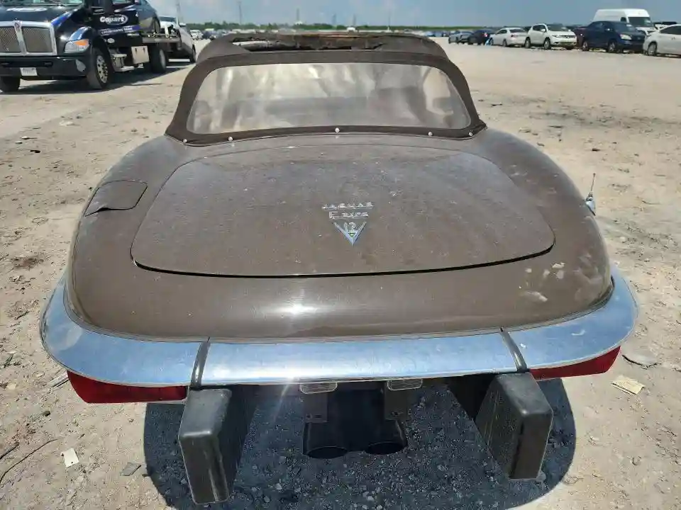 UE1S25137 1974 JAGUAR XK-5