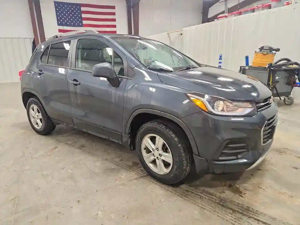 KL7CJPSM1NB534555 2022 CHEVROLET TRAX-3