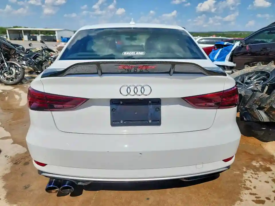 WAUAUGFF0J1031237 2018 AUDI A3-5