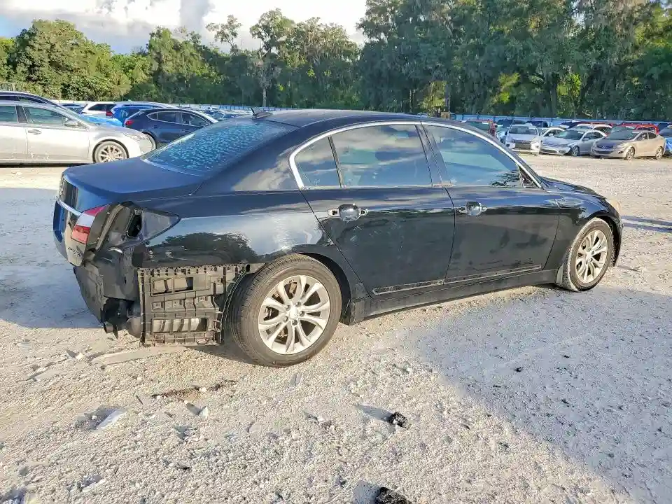 KMHGC4DD5DU246515 2013 HYUNDAI GENESIS-2