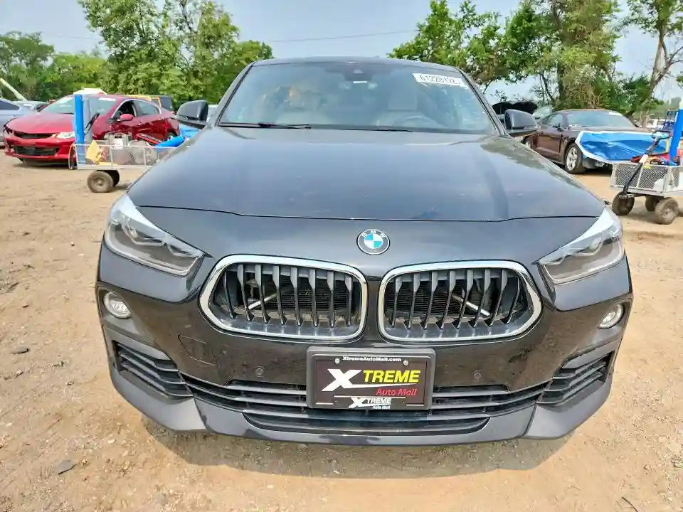 WBXYJ5C58K5N21142 2019 BMW X2-4
