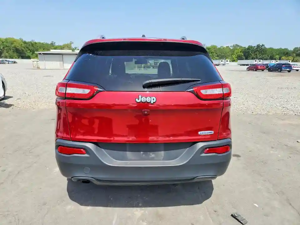 1C4PJLCB3HW507218 2017 JEEP CHEROKEE-5