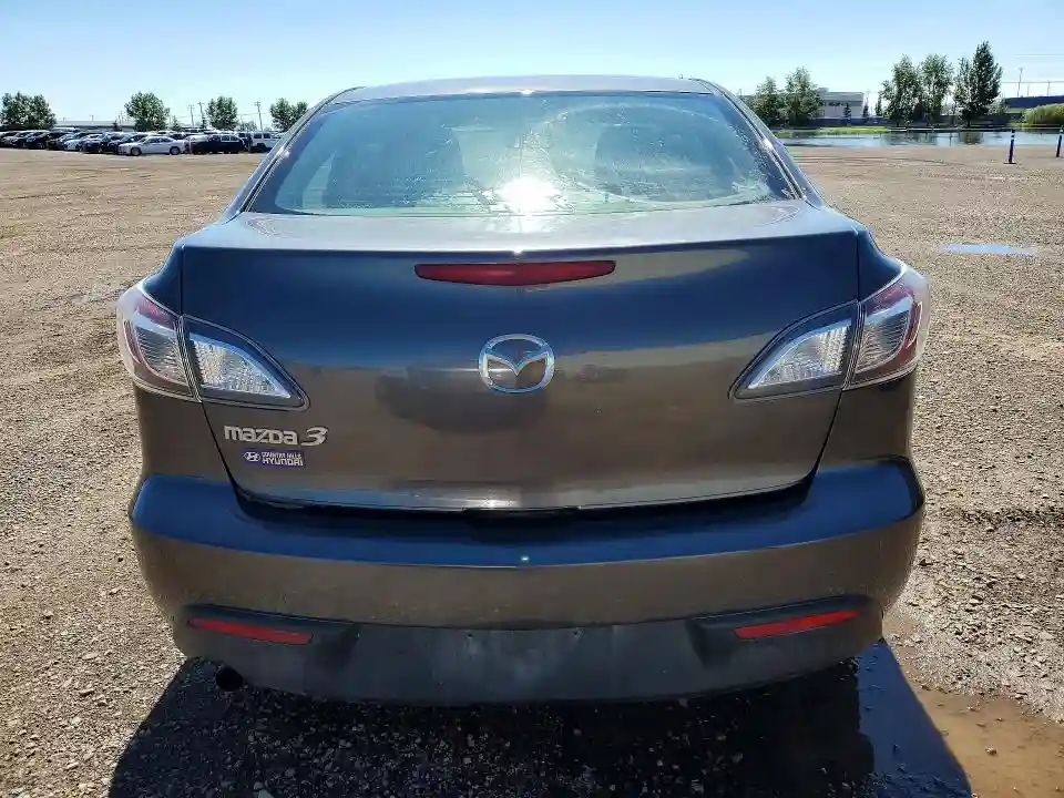 JM1BL1UF6B1394900 2011 MAZDA 3-5
