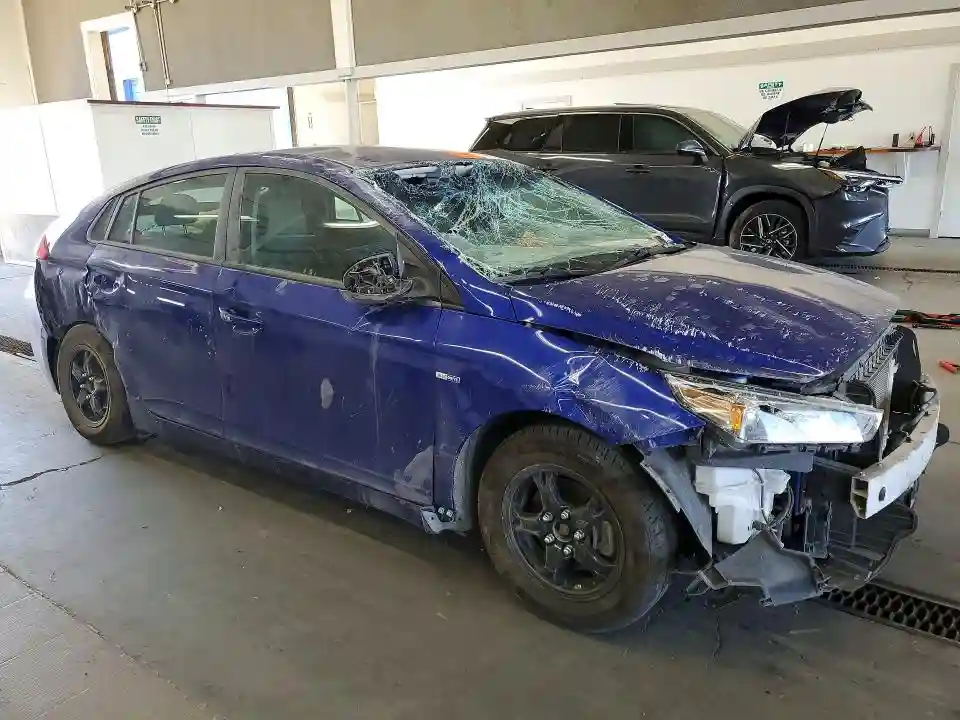KMHC65LC6LU242735 2020 HYUNDAI IONIQ-3