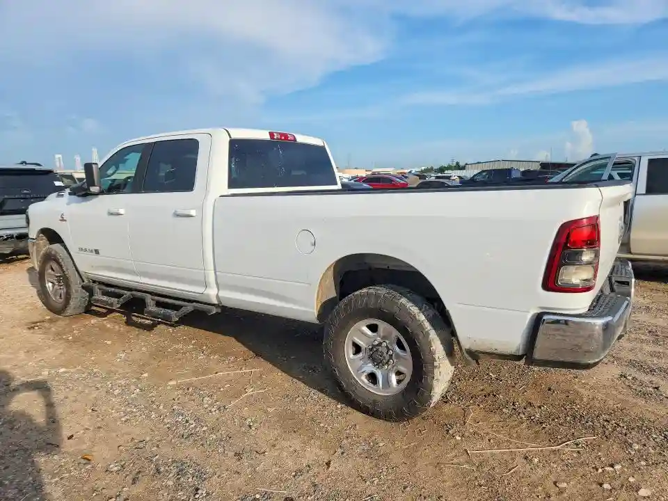 3C63R3HL5NG302865 2022 RAM 3500-1