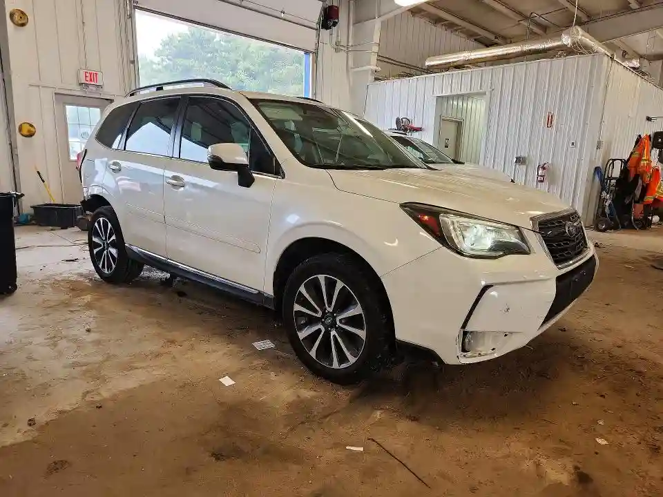 JF2SJGWC0JH458593 2018 SUBARU FORESTER-3