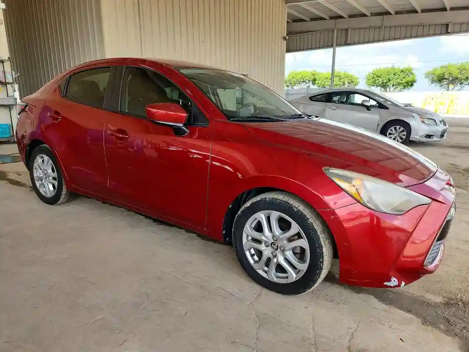 3MYDLBYV1JY302636 2018 TOYOTA YARIS IA B-3