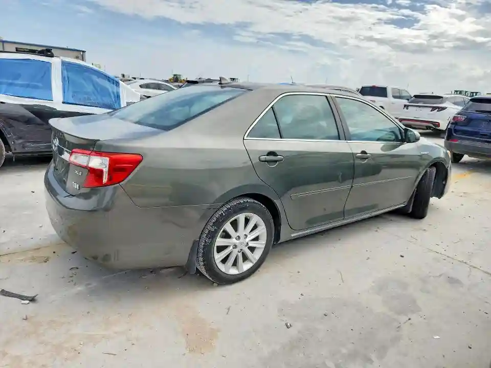 4T1BD1FK4CU038402 2012 TOYOTA CAMRY SOLA-2