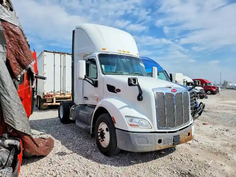 1XPBA48XXHD428725 2017 PETERBILT ALL OTHER-0