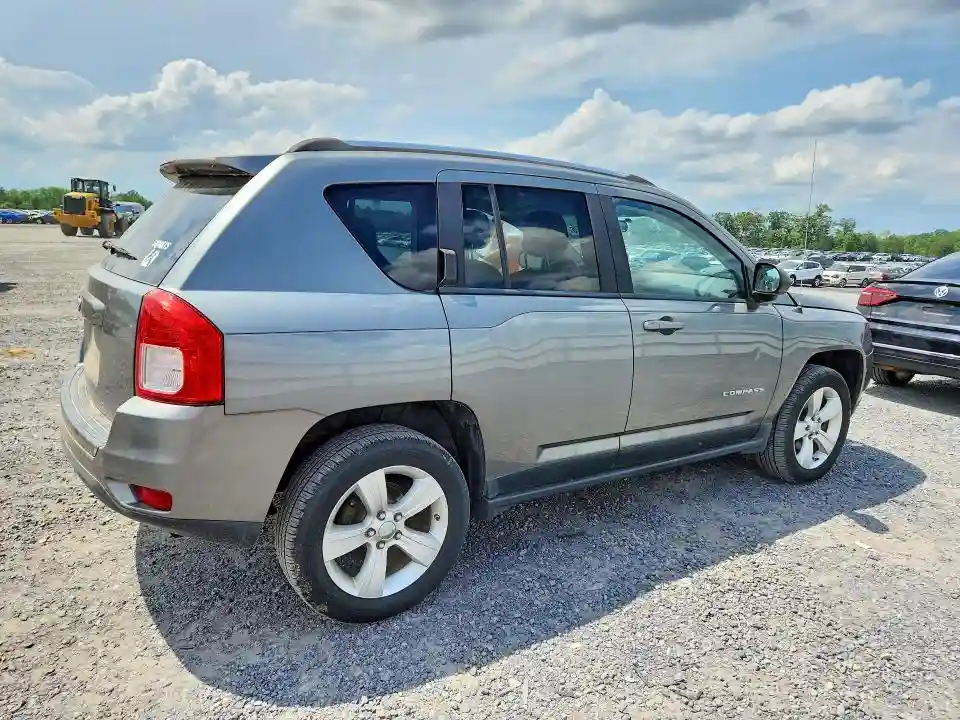 1C4NJDBB1CD632334 2012 JEEP COMPASS-2