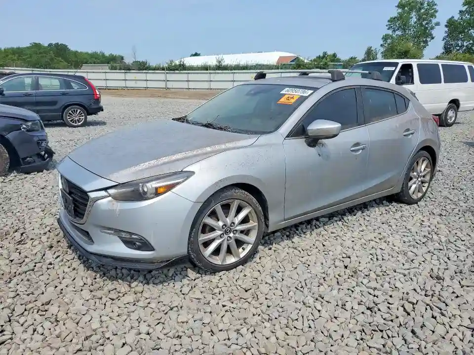 JM1BN1M35H1116918 2017 MAZDA 3-0