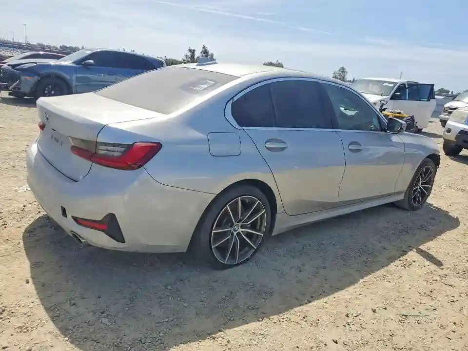 WBA5R1C52KAJ98549 2019 BMW 3 SERIES-2