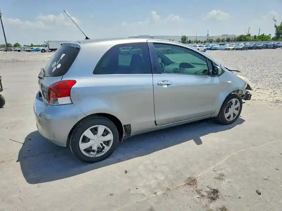 JTDJT4K31A5302511 2010 TOYOTA YARIS-2
