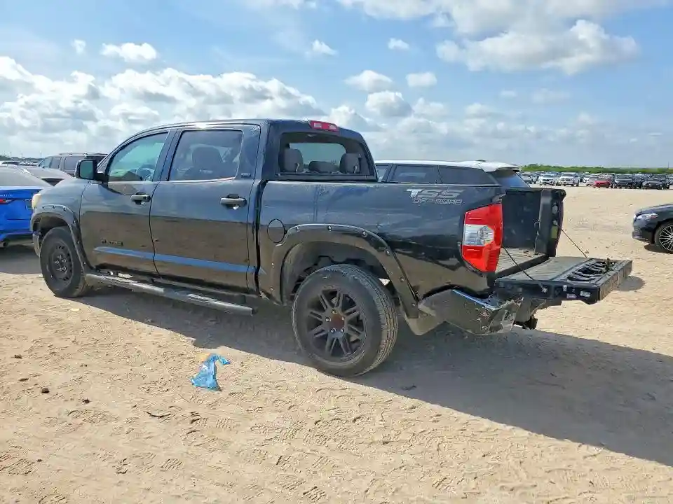5TFEM5F17JX131958 2018 TOYOTA TUNDRA-1
