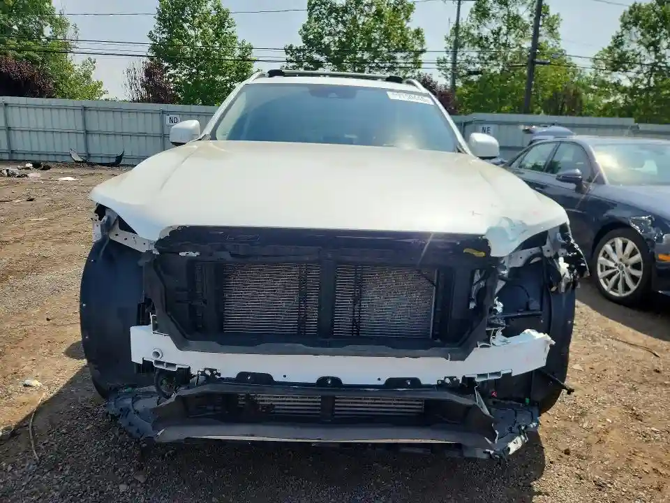 YV4A22PK9K1494550 2019 VOLVO XC90-4