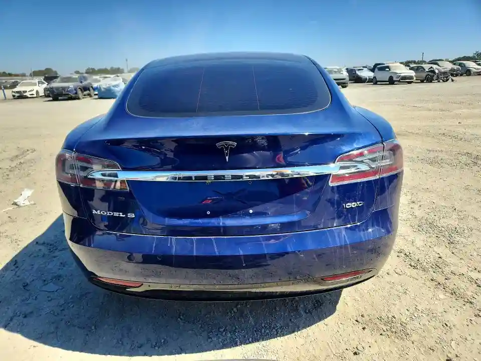5YJSA1E28JF282820 2018 TESLA MODEL S-5