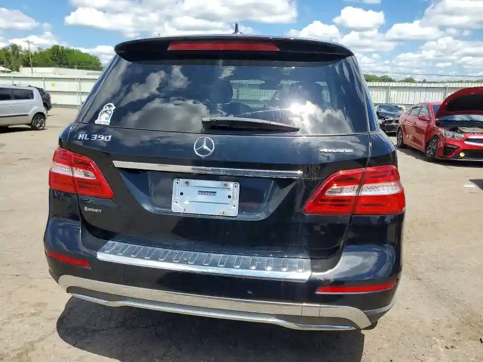 4JGDA5HB8CA021478 2012 MERCEDES-BENZ M-CLASS-5