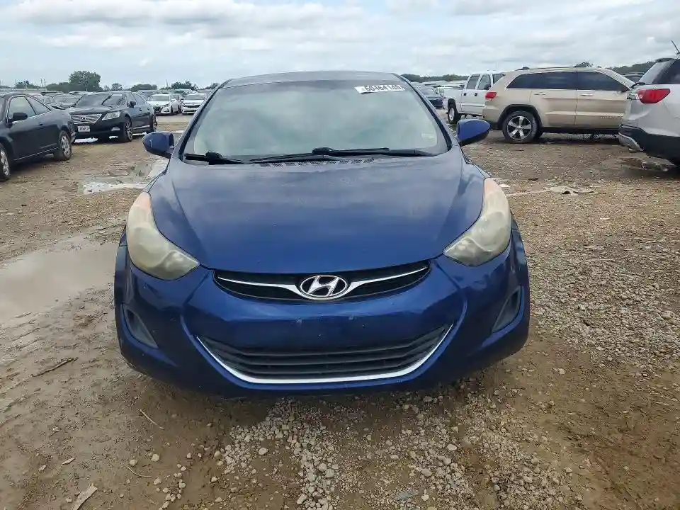 KMHDH4AE6DU868719 2013 HYUNDAI ELANTRA-4