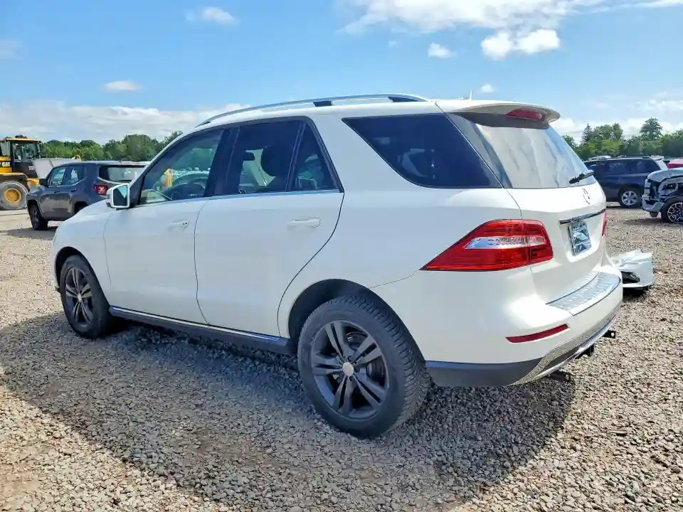 4JGDA0EB8FA565698 2015 MERCEDES-BENZ M-CLASS-1